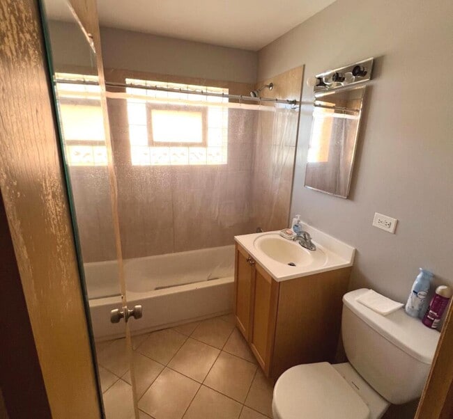 Building Photo - 6636 N Harlem Ave