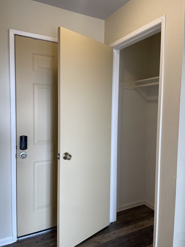 coat closet - 685 Dartmore Ln