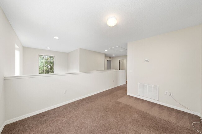 Building Photo - Beautiful Single-Family Home for Rent in Reserve at Legacy Park.Casselberry.