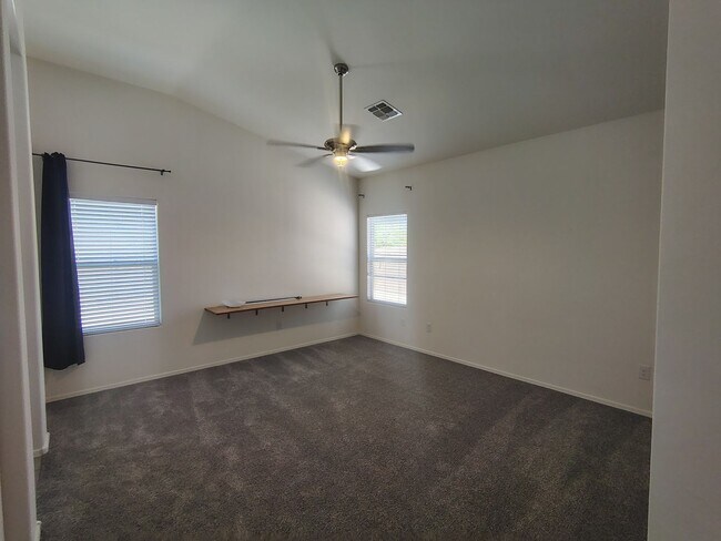 Building Photo - 8990 W Cloudwood Dr