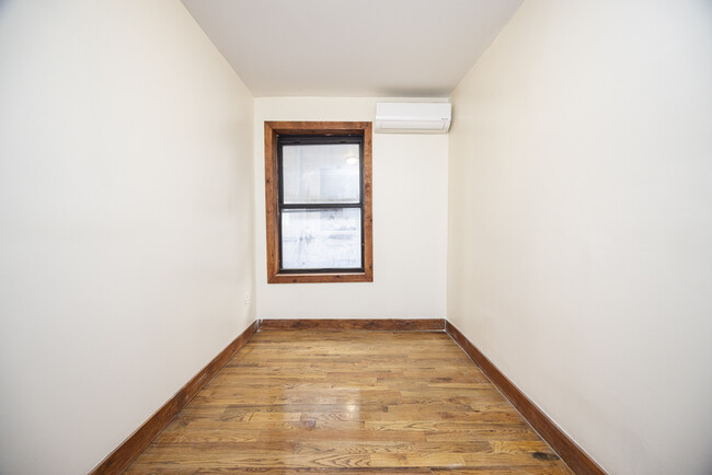 Building Photo - 336 Starr St