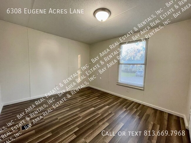 Building Photo - 6308 Eugene Acres Ln