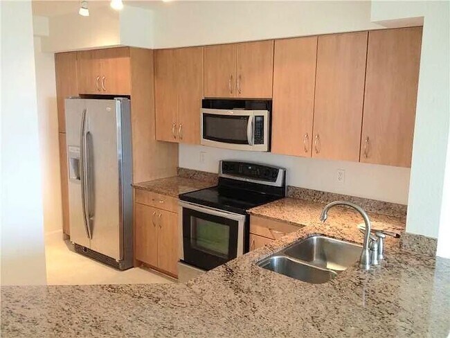 Building Photo - 1830 Radius Dr