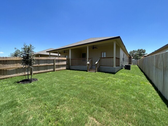 Building Photo - 10007 Westover Bluff