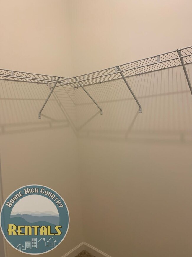 Building Photo - Modern Home Near New Market Center and Downtown Boone