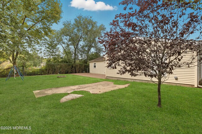 Building Photo - 468 Brookforest Dr