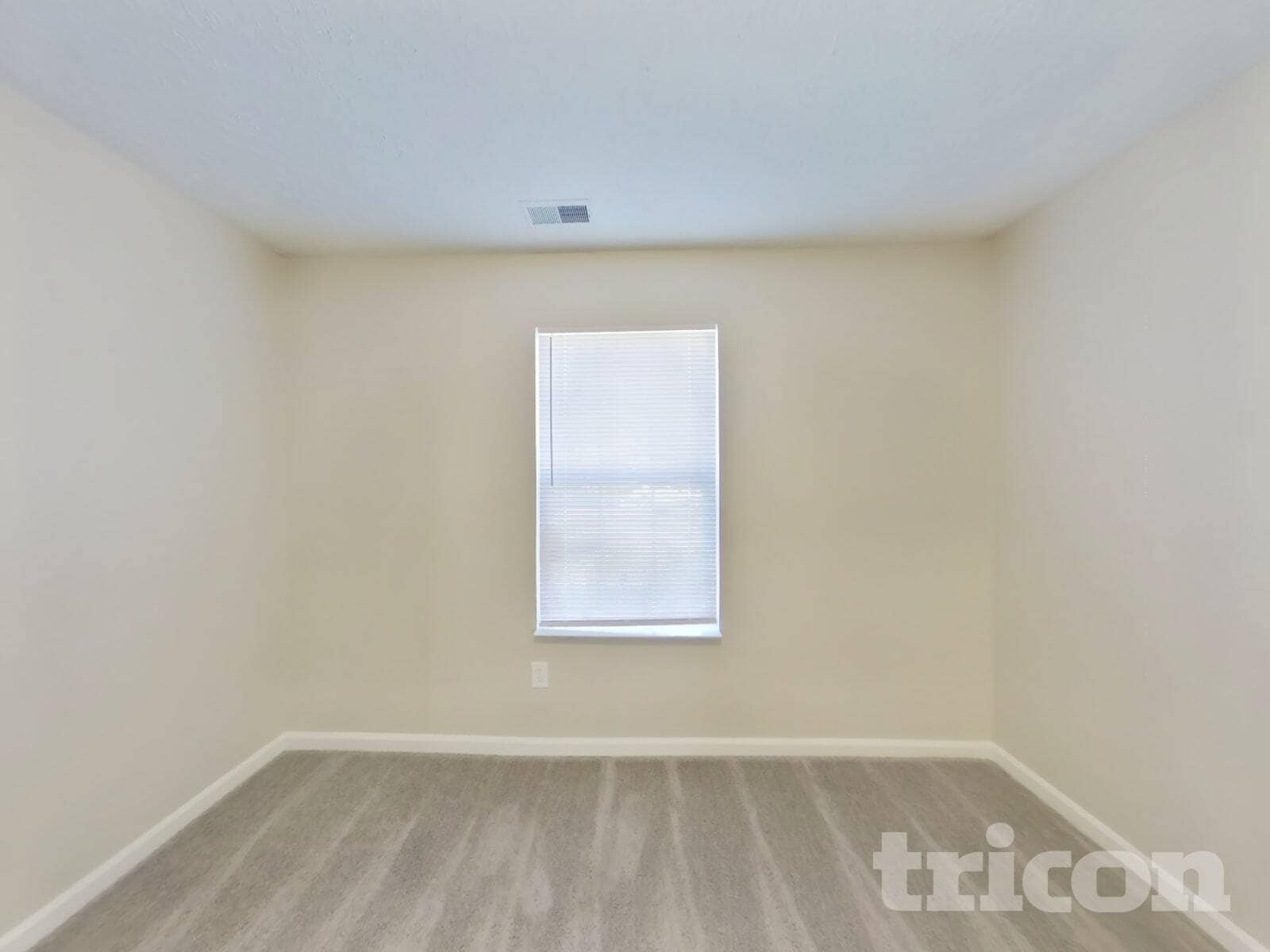 Building Photo - 2497 Foxtail Dr