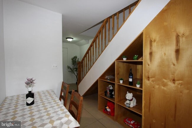 Building Photo - 1535 K St SE