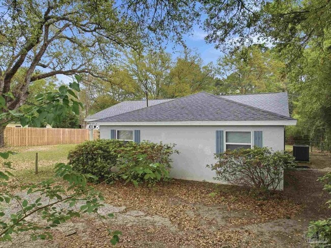 Building Photo - 6960 Klondike Rd