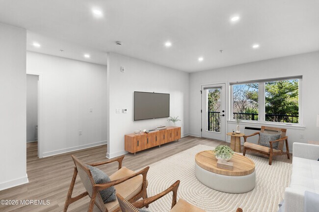 Building Photo - 180 Morris Ave