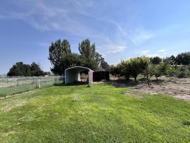Building Photo - 22563 Hanley Dr