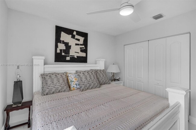 Building Photo - 19310 SW 16th St