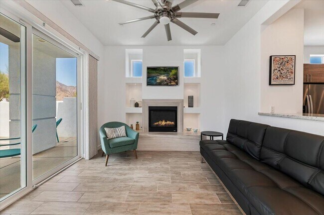 Building Photo - 53900 Avenida Ramirez