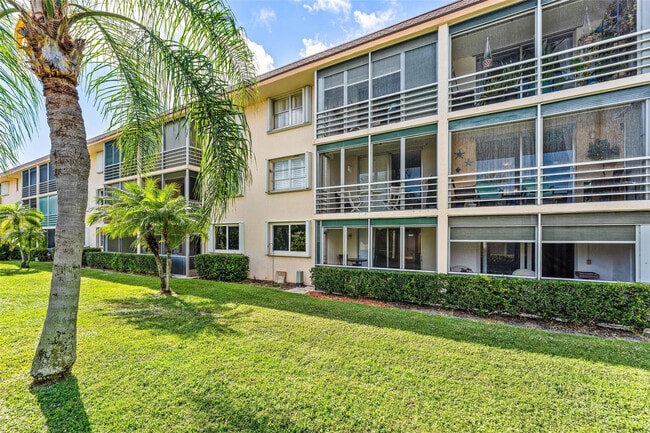 Building Photo - 4502 N Federal Hwy