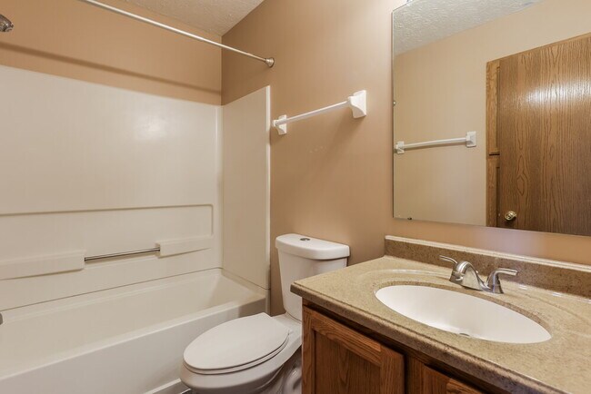 Building Photo - 5449 Longworth Dr