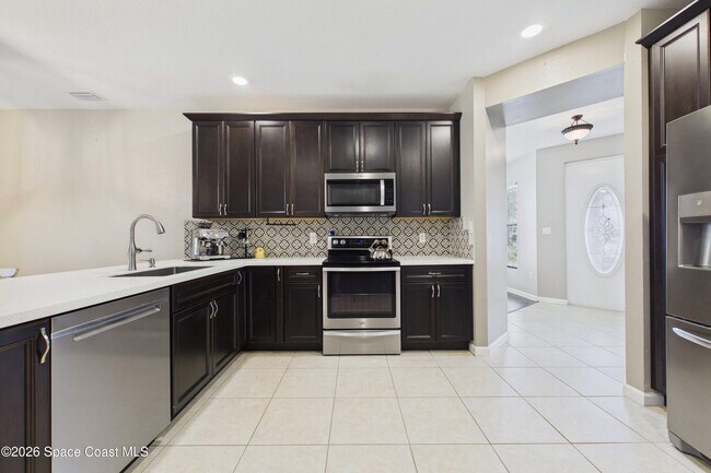 Building Photo - 551 Loxley Ct