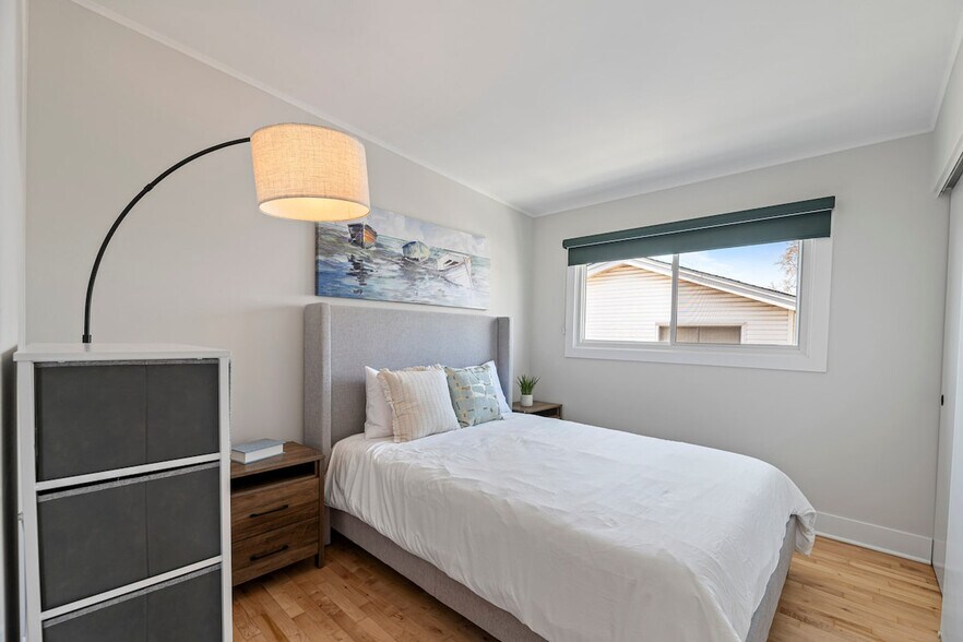 Building Photo - 9084 Barberry Ln