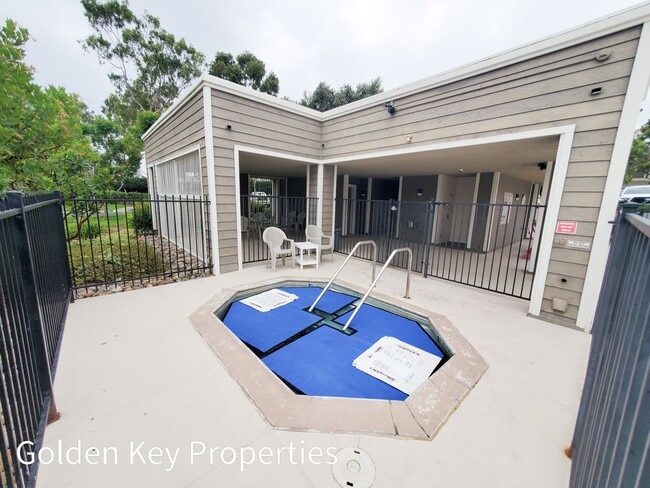 Building Photo - Lovely 2-story townhome in The Cape at Cal...