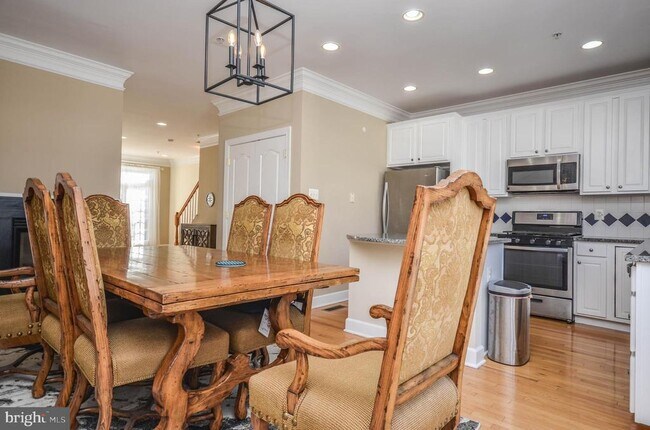 Building Photo - 307 Ridgemont Ave