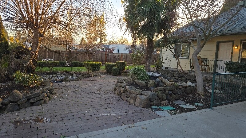 Building Photo - 2991 Table Rock Rd