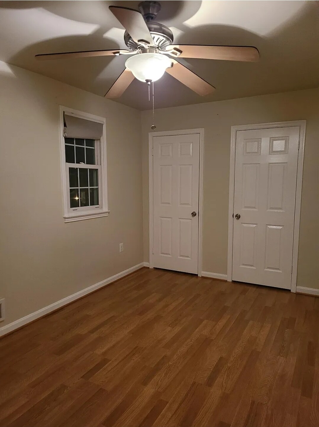 Master bedroom - 8219 McClelland Pl