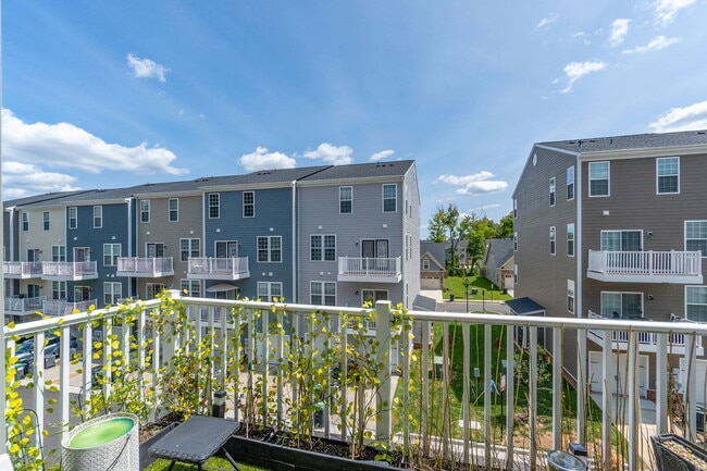 Building Photo - 8121 Wistar Creek Dr