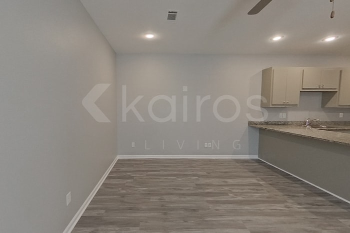 Building Photo - 2009 Wilson Rd