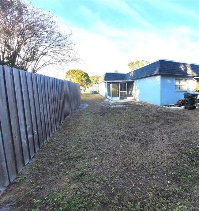 Building Photo - 4007 Audubon Dr