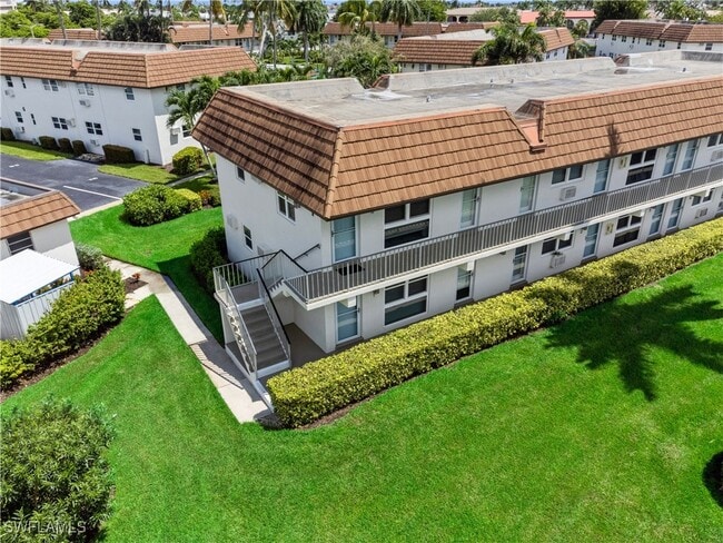 Building Photo - 240 N Collier Blvd