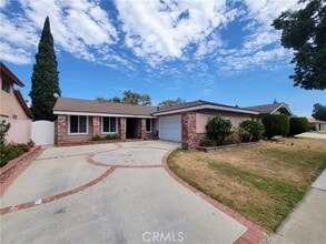 Building Photo - 10751 Andy St