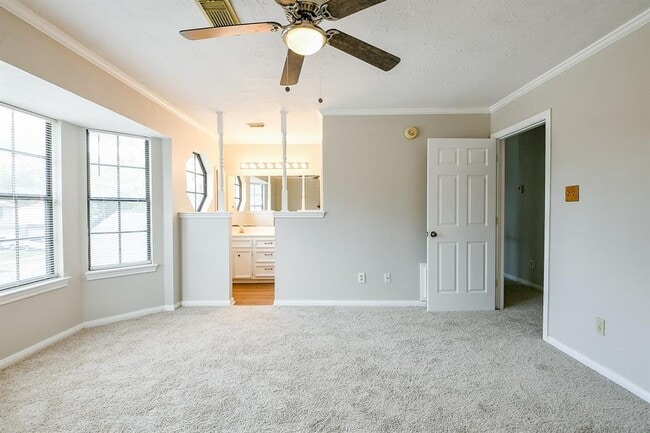 Building Photo - 3423 Berry Grove Dr