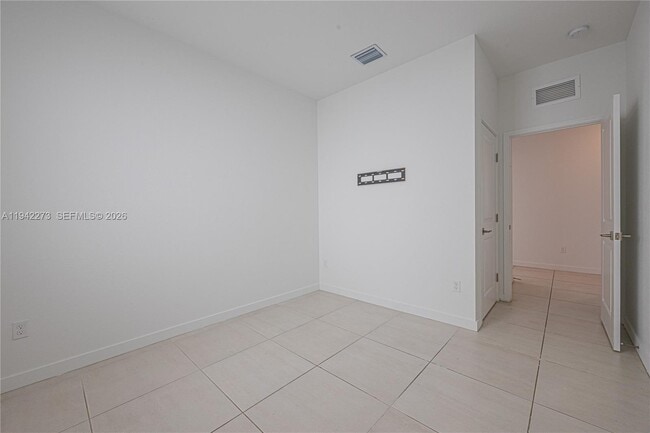 Building Photo - 7214 Rockwood Rd