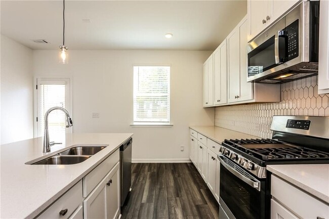 Building Photo - 339 Sammon Wy