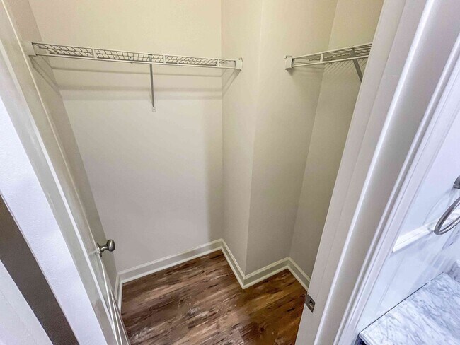 Building Photo - Kennesaw 4BR/3.5BA, Over 3700', 3-Car Garage