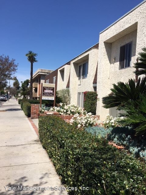 Building Photo - 18355 Collins St