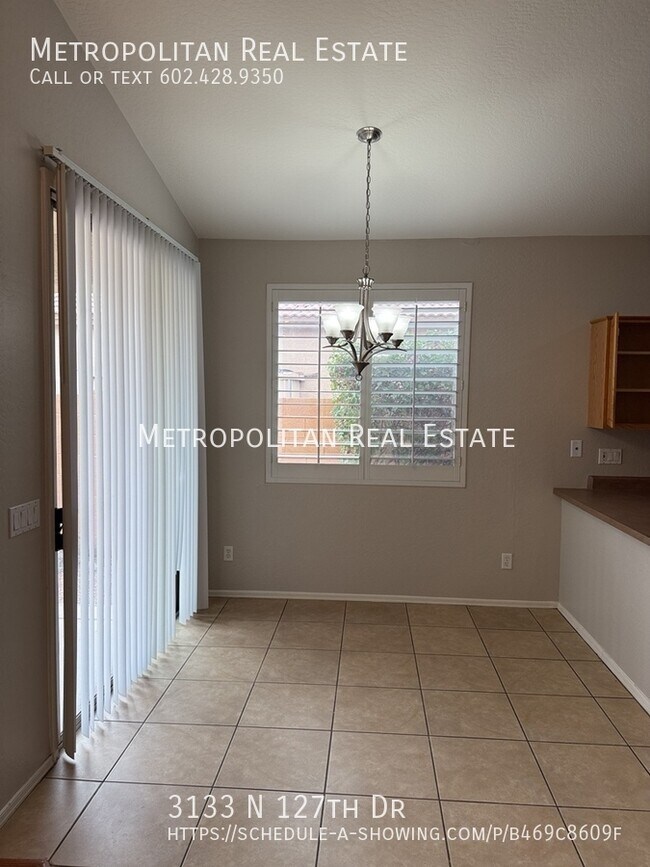 Building Photo - 3133 N 127th Dr