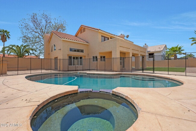 Building Photo - 8830 E Carol Way