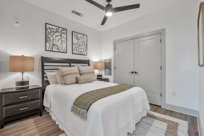 Floorplan - South and Hollis