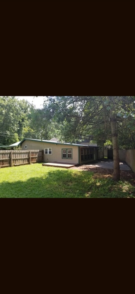 Building Photo - 173 Lacy Hollow Rd