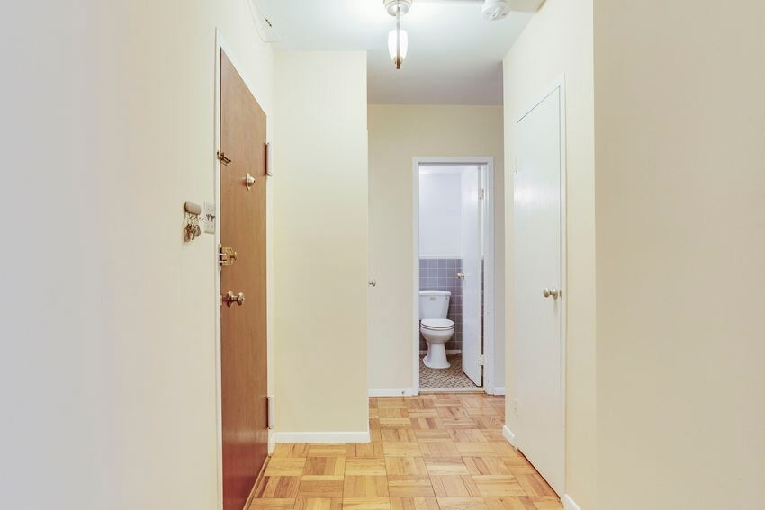 Building Photo - 4200 Cathedral Ave NW