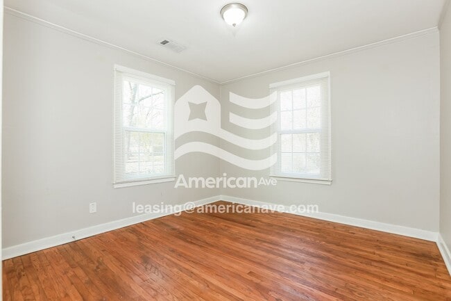 Building Photo - 5004 W 31st St