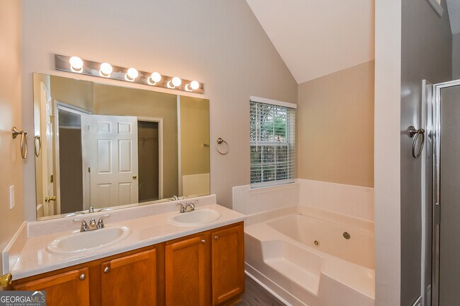 Building Photo - 4232 Basinside Ct