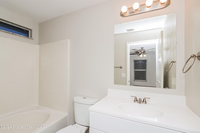 Building Photo - 9175 102nd Ave