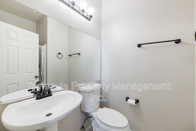 Building Photo - 29363 Shady Ln