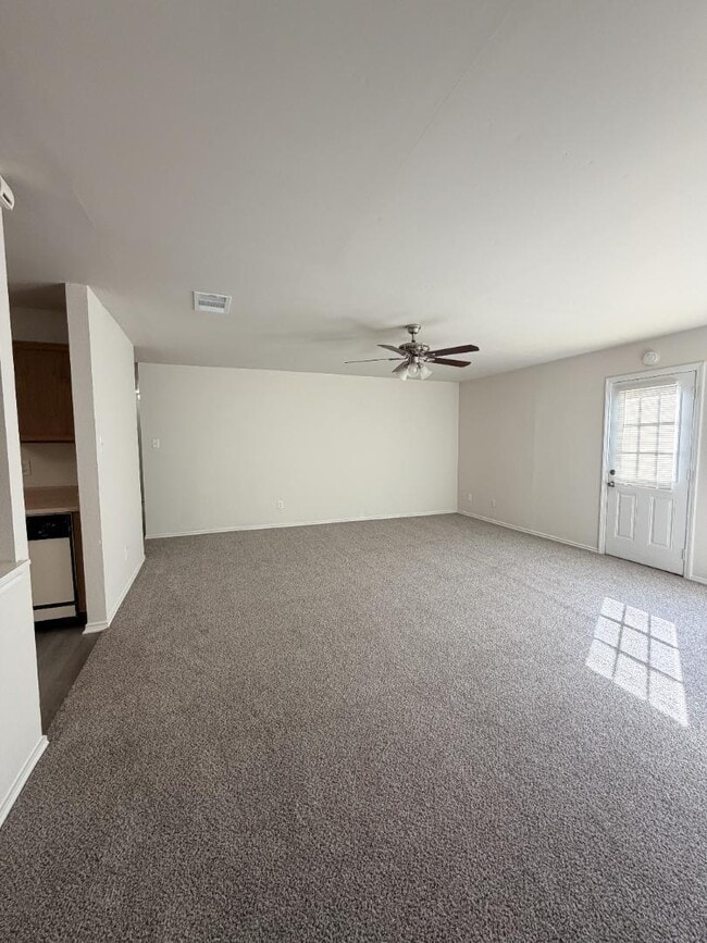 Building Photo - 9742 Misty Plain Dr