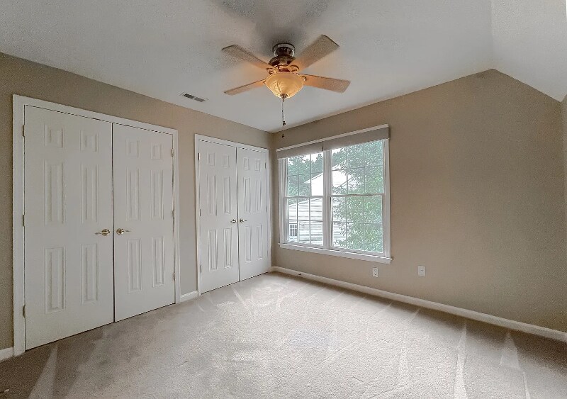 Building Photo - 23238 Willow Creek Way