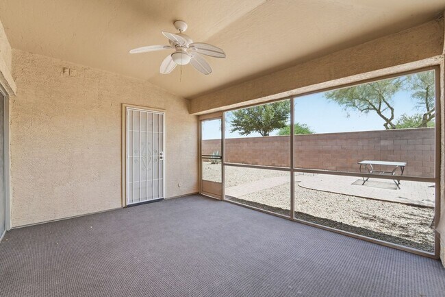 Building Photo - Maricopa Gem! 2,130 SF, Large Kitchen, AZ Room + Golf Course Living