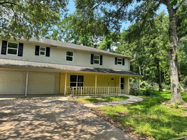 Building Photo - 21315 Carisbrook Ln