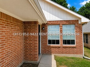 Building Photo - 3128 S Cherry Ln