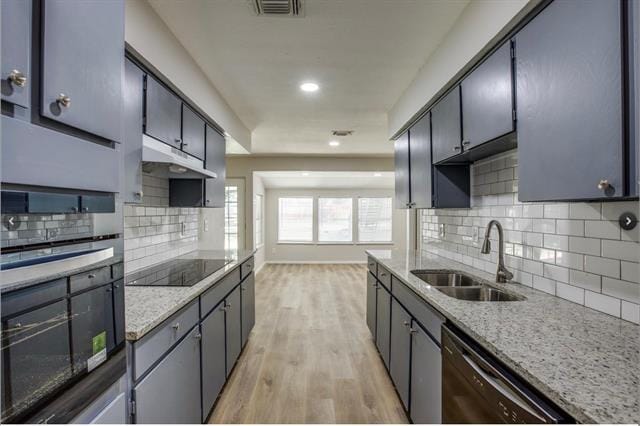 Building Photo - 710 Palm Ave